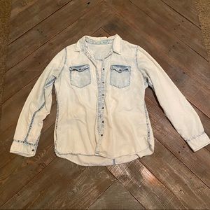 Maurices White-washed Jean Shirt